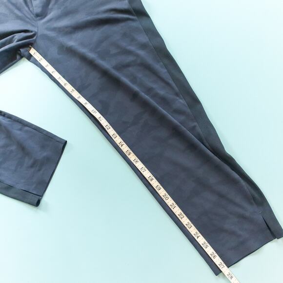 Athleta Brooklyn Navy Blue Camo Straight Leg Ankle Athletic Pants Size 12 - Picture 7 of 10